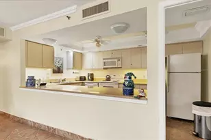 1001 Benjamin Franklin Dr, Sarasota, FL 34236 - Photo 56