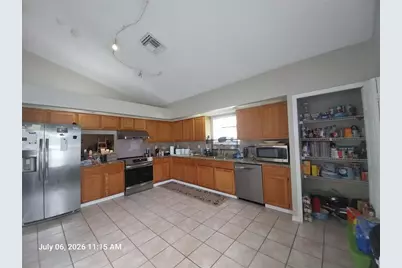 17502 Woodthrush Place, Tampa, FL 33647 - Photo 8