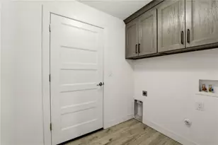13510 Petersburg Ave, Port Charlotte, FL 33953 - Photo 30