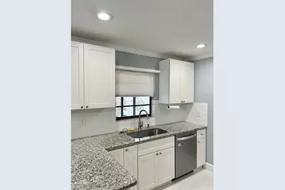 4633 Brooksdale Drive, Sarasota, FL 34232 - Photo 14