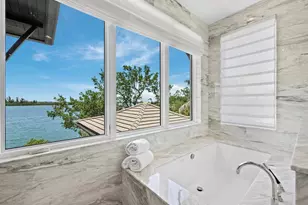 3799 Flamingo Ave, Sarasota, FL 34242 - Photo 42