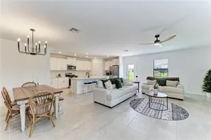 9175 Tequila Sunrise Dr, Sarasota, FL 34241 - Photo 6