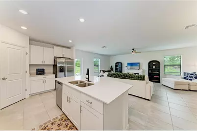 9175 Tequila Sunrise Drive, Sarasota, FL 34241 - Photo 18