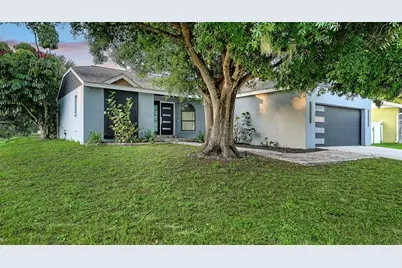 2481 S Scarlet Oak Court, Sarasota, FL 34232 - Photo 4