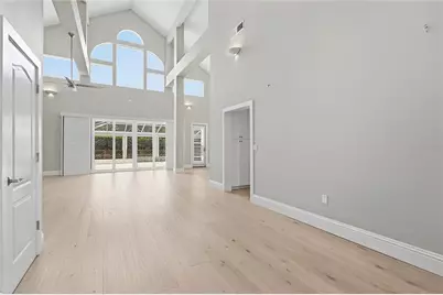 1511 N Lake Shore Drive, Sarasota, FL 34231 - Photo 4