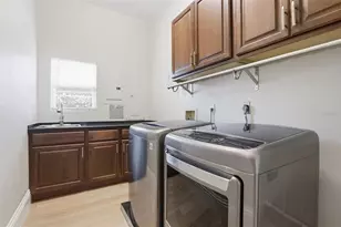 1511 N Lake Shore Dr, Sarasota, FL 34231 - Photo 38