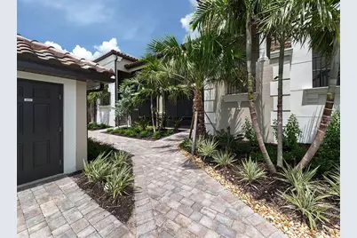 5548 Palmer Circle #103, Bradenton, FL 34211 - Photo 2