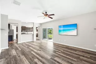 909 Meadow Glade Dr, Ruskin, FL 33570 - Photo 14