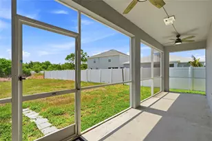 909 Meadow Glade Dr, Ruskin, FL 33570 - Photo 46
