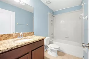 909 Meadow Glade Dr, Ruskin, FL 33570 - Photo 38