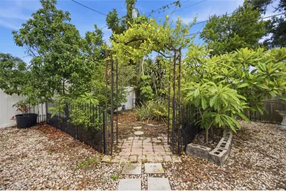 3328 Barstow Street, Sarasota, FL 34235 - Photo 32