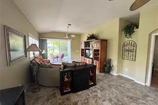 310 Reclinata Cir, Venice, FL 34292 - Photo 6