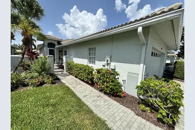 310 Reclinata Circle, Venice, FL 34292 - Photo 2