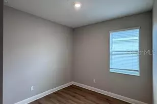 3550 74th Ave Cir E, Sarasota, FL 34243 - Photo 12