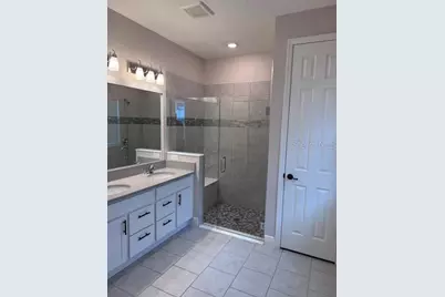 3550 74th Avenue Circle E, Sarasota, FL 34243 - Photo 14