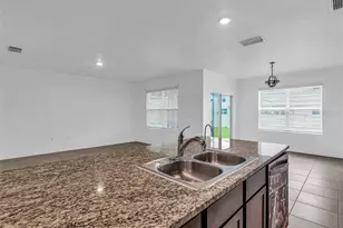 12667 Night View Dr, Sarasota, FL 34238 - Photo 16