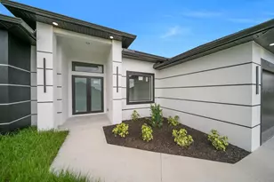 3618 6th St SW, Lehigh Acres, FL 33976 - Photo 4