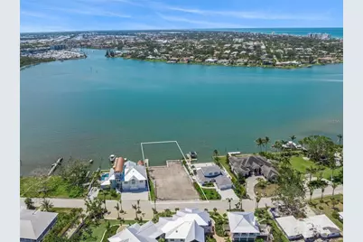 325 Sunrise Drive, Nokomis, FL 34275 - Photo 4