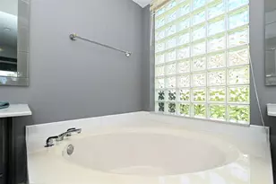 7131 Kensington Ct, University Park, FL 34201 - Photo 28