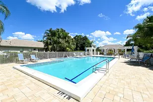 7131 Kensington Ct, University Park, FL 34201 - Photo 44