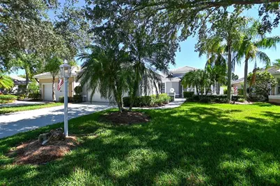 7131 Kensington Court, University Park, FL 34201 - Photo 2