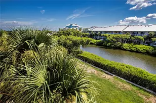 3273 Mangrove Point Dr, Ruskin, FL 33570 - Photo 32