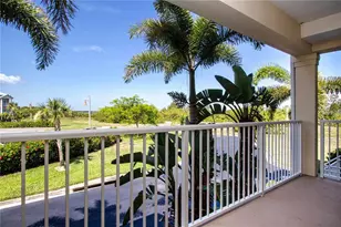 3273 Mangrove Point Dr, Ruskin, FL 33570 - Photo 22