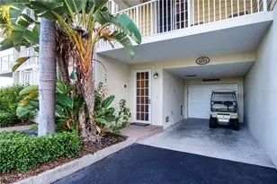 3273 Mangrove Point Dr, Ruskin, FL 33570 - Photo 2