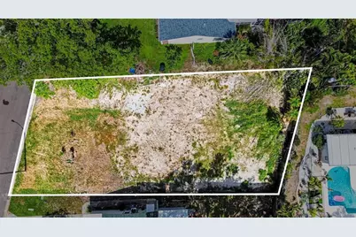 1737 Colorado Avenue NE, Saint Petersburg, FL 33703 - Photo 8