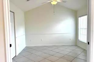 8370 Wingate Dr, Sarasota, FL 34238 - Photo 32