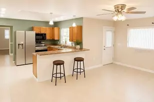 7811 18th Ave NW, Bradenton, FL 34209 - Photo 4