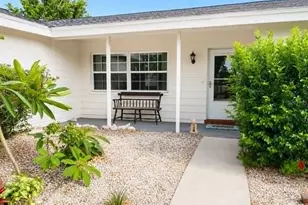 7811 18th Ave NW, Bradenton, FL 34209 - Photo 2