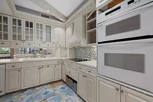 1928 Harbourside Dr, Longboat Key, FL 34228 - Photo 8