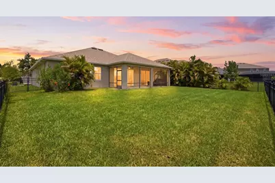 4910 60th Avenue Circle E, Ellenton, FL 34222 - Photo 4