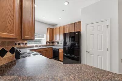 1346 Grantham Drive, Sarasota, FL 34234 - Photo 12