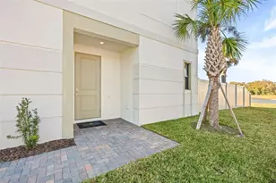 14506 Stellar Pl, Lakewood Ranch, FL 34202 - Photo 4