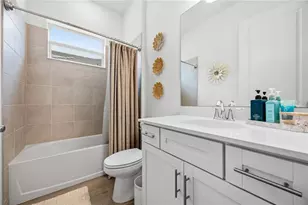 17365 Jadestone Ct, Venice, FL 34293 - Photo 10