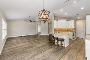 502 St Andrews Dr, Sarasota, FL 34243 - Photo 16