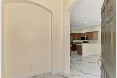 7803 33rd Street E, Sarasota, FL 34243 - Photo 8