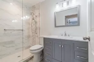 2724 72nd St W, Bradenton, FL 34209 - Photo 18