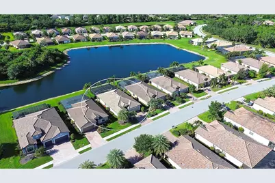 7130 Quiet Creek Drive, Bradenton, FL 34212 - Photo 2