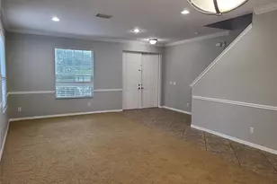 6122 39th Ct E, Bradenton, FL 34203 - Photo 2