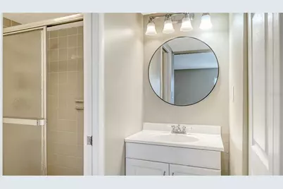 2763 Woodgate Lane #104, Sarasota, FL 34231 - Photo 14