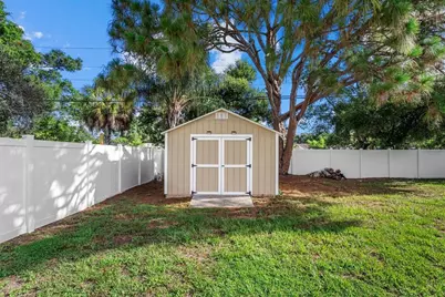 4915 Bell Meade Drive, Sarasota, FL 34232 - Photo 22
