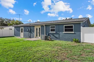 4915 Bell Meade Dr, Sarasota, FL 34232 - Photo 26