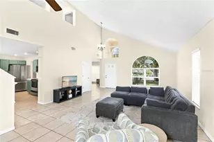 4817 11th Ave Cir E, Bradenton, FL 34208 - Photo 8