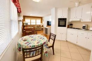 6918 E Bayou Ln, Bradenton, FL 34207 - Photo 10