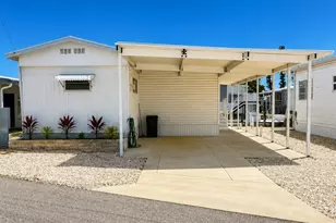 6918 E Bayou Ln, Bradenton, FL 34207 - Photo 2