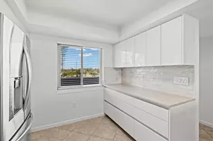 9604 Cortez Rd W, Bradenton, FL 34210 - Photo 8