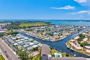 9604 Cortez Rd W, Bradenton, FL 34210 - Photo 44